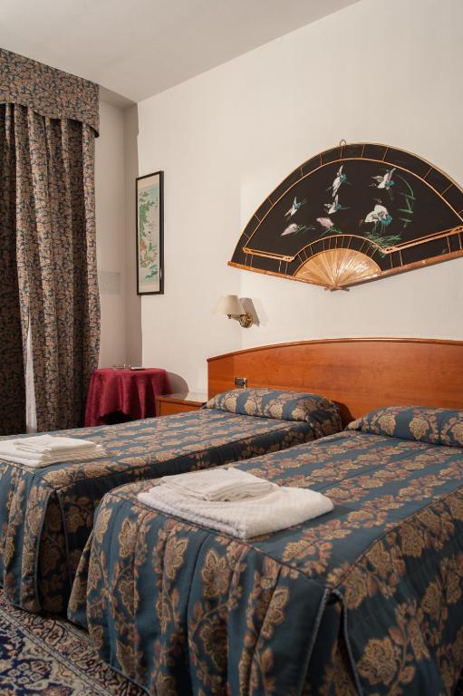 Vip Hotel Plasencia Habitación foto
